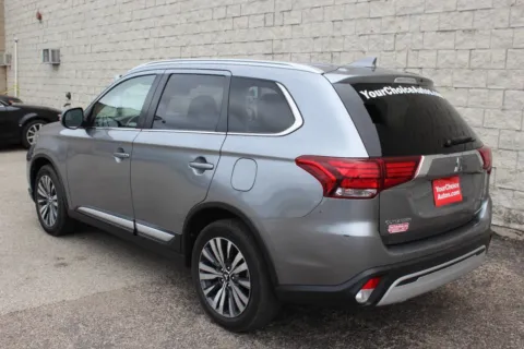 Another view of 2020 Mitsubishi Outlander SEL AWD 4dr SUV for sale in Elgin, IL at Your Choice Autos - Elgin