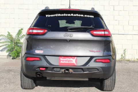 More photos of 2018 Jeep Cherokee Trailhawk at Your Choice Autos - Elgin, IL