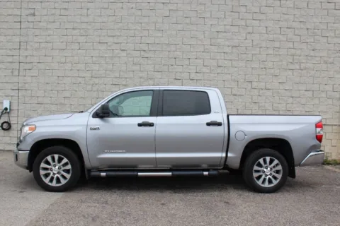 Photos of 2014 Toyota Tundra 4WD Truck SR5 for sale in Elgin, IL at Your Choice Autos - Elgin