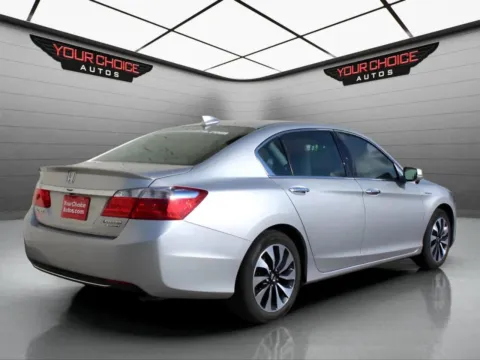 More photos of 2015 Honda Accord Hybrid Touring at Your Choice Autos - Elgin, IL