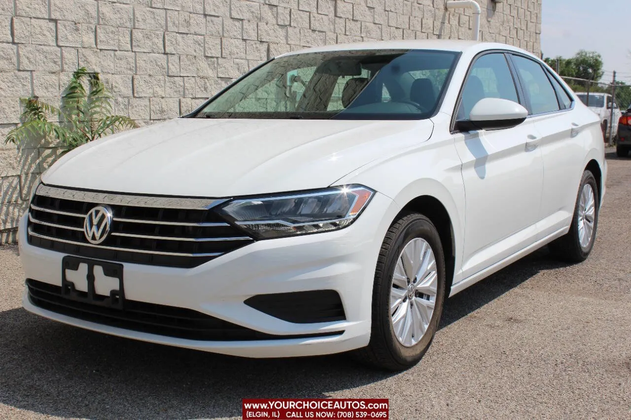 White 2019 Volkswagen Jetta SE 4dr Sedan for sale in Elgin, IL