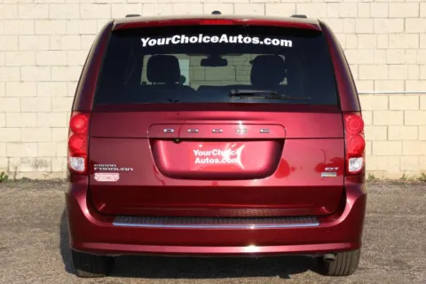More photos of 2019 Dodge Grand Caravan SXT at Your Choice Autos - Elgin, IL