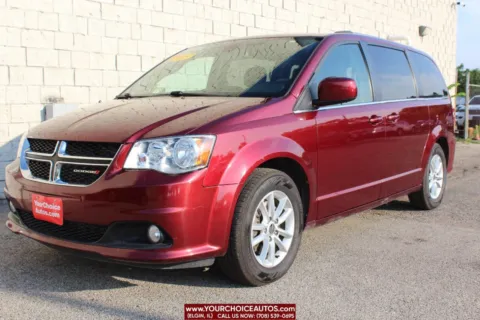 Red 2019 Dodge Grand Caravan SXT for sale in Elgin, IL