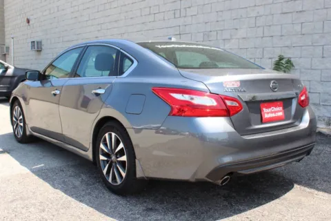 Another view of 2017 Nissan Altima 2.5 SV for sale in Elgin, IL at Your Choice Autos - Elgin