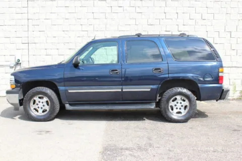 Photos of 2005 Chevrolet Tahoe LS for sale in Elgin, IL at Your Choice Autos - Elgin