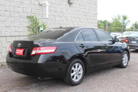 More photos of 2011 Toyota Camry LE 4dr Sedan 6A at Your Choice Autos - Elgin, IL