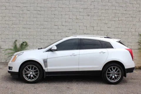 Photos of 2014 Cadillac SRX Performance Collection for sale in Elgin, IL at Your Choice Autos - Elgin