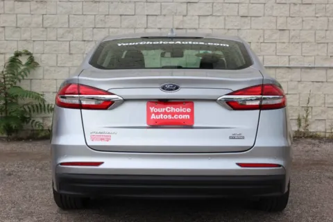 More photos of 2020 Ford Fusion Hybrid SE at Your Choice Autos - Elgin, IL