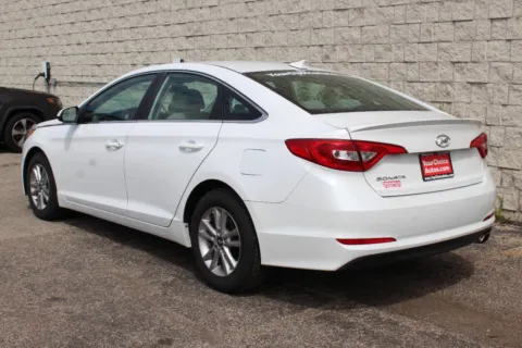 Another view of 2015 Hyundai Sonata 2.4L SE for sale in Elgin, IL at Your Choice Autos - Elgin