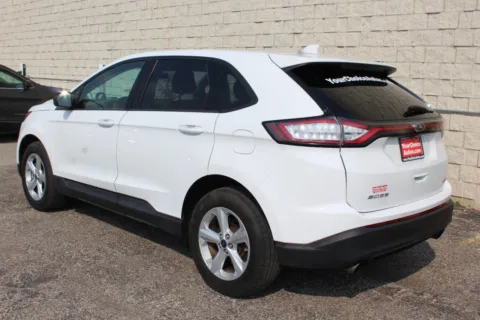 Another view of 2016 Ford Edge SE for sale in Elgin, IL at Your Choice Autos - Elgin