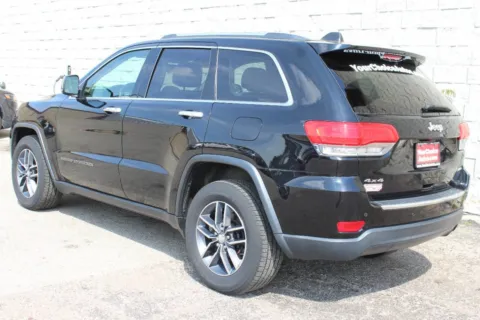 Another view of 2017 Jeep Grand Cherokee Limited for sale in Elgin, IL at Your Choice Autos - Elgin