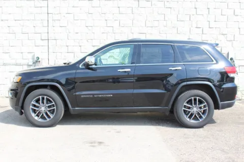 Photos of 2017 Jeep Grand Cherokee Limited for sale in Elgin, IL at Your Choice Autos - Elgin