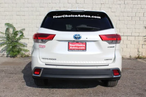 More photos of 2018 Toyota Highlander Limited Platinum AWD 4dr SUV at Your Choice Autos - Elgin, IL