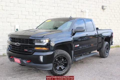 Black 2017 Chevrolet Silverado 1500 LT for sale in Elgin, IL