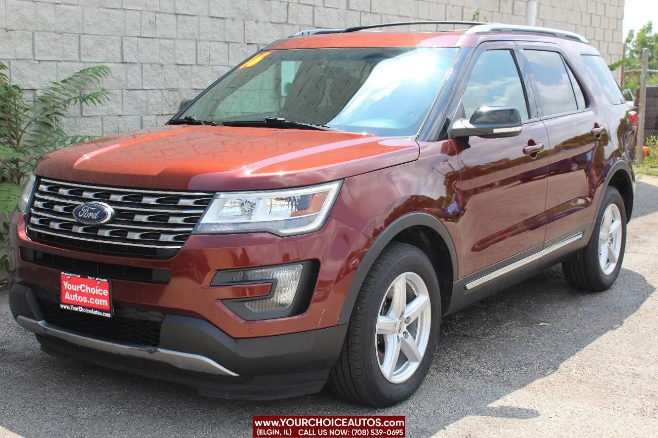 Red 2016 Ford Explorer XLT for sale in Elgin, IL