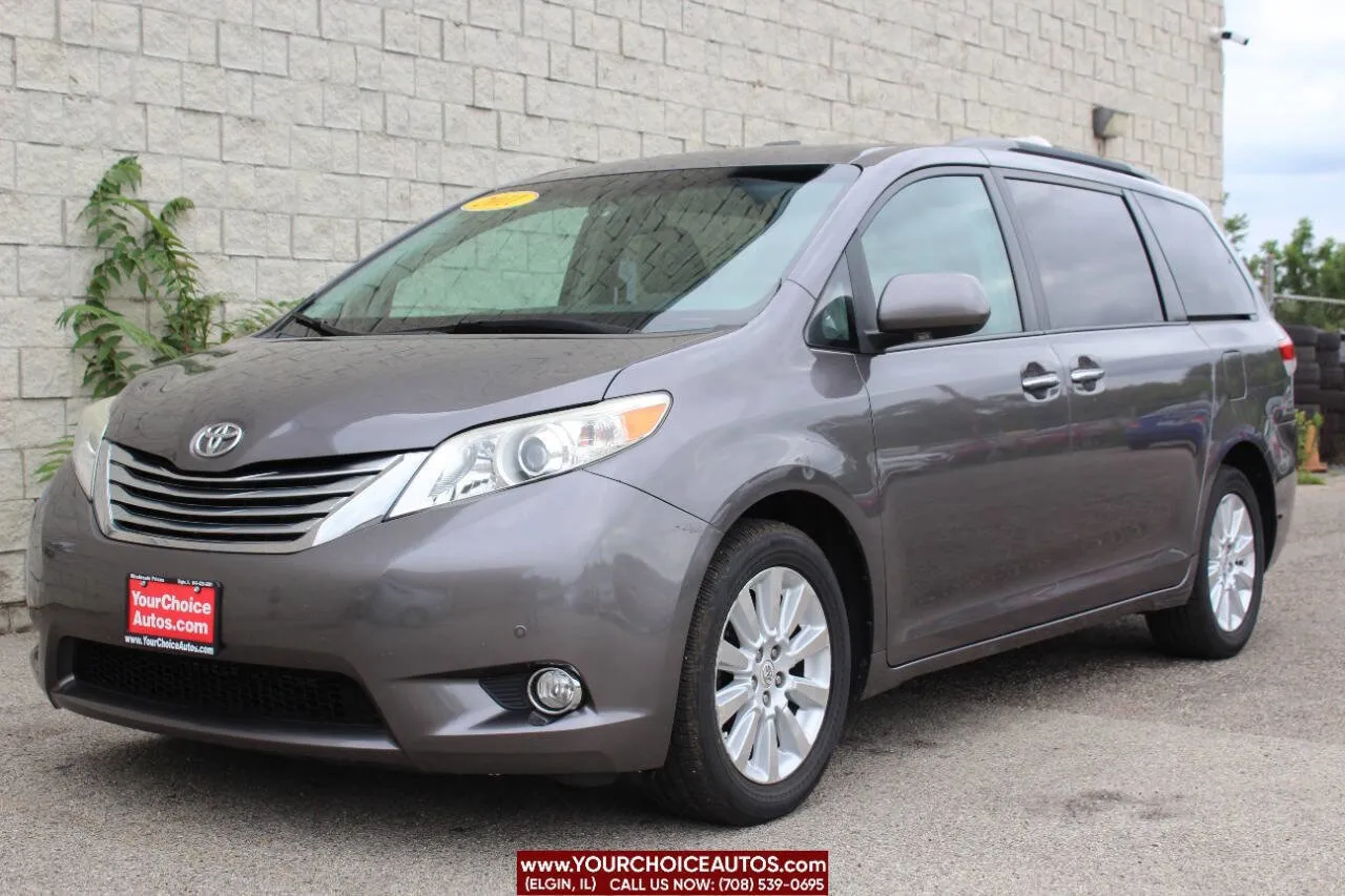 Gray 2011 Toyota Sienna Limited 7 Passenger AWD 4dr Mini Van for sale in Elgin, IL