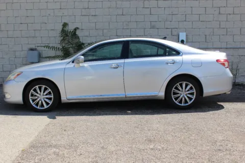 Photos of 2010 Lexus ES 350 Base 4dr Sedan for sale in Elgin, IL at Your Choice Autos - Elgin