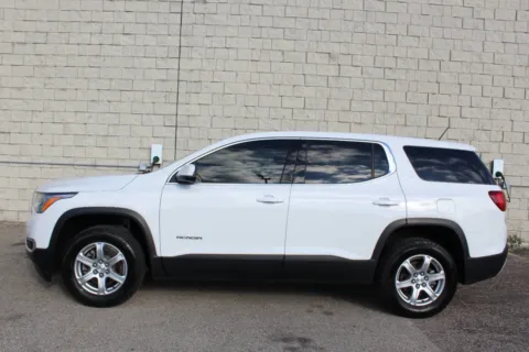 Photos of 2018 GMC Acadia SLE for sale in Elgin, IL at Your Choice Autos - Elgin
