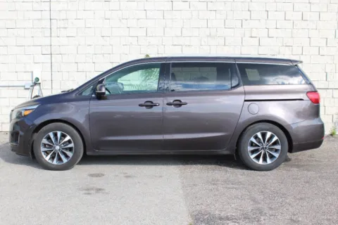 Photos of 2015 Kia Sedona SX for sale in Elgin, IL at Your Choice Autos - Elgin
