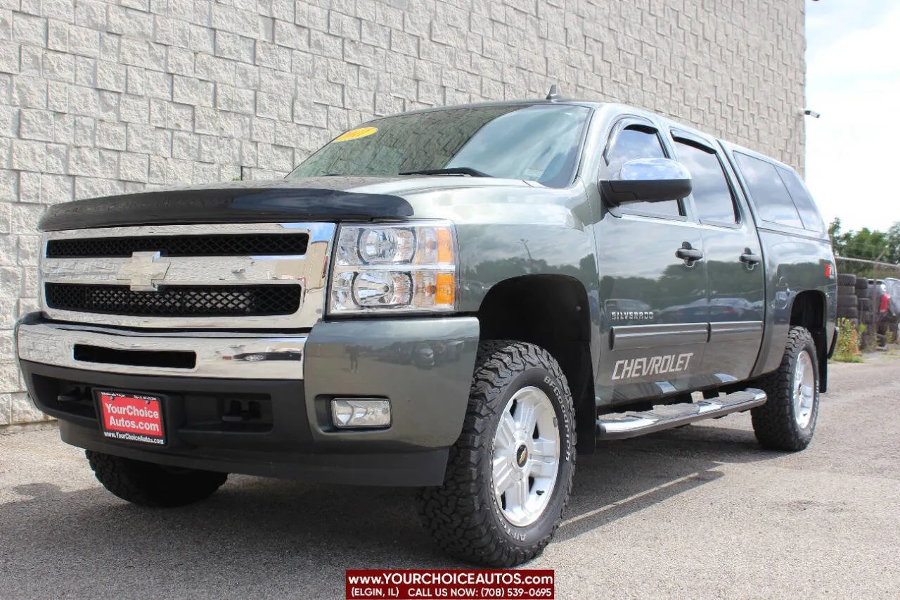 Green 2011 Chevrolet Silverado 1500 LT for sale in Elgin, IL