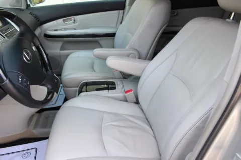 Another view of 2008 Lexus RX 350 Base AWD 4dr SUV for sale in Elgin, IL at Your Choice Autos - Elgin