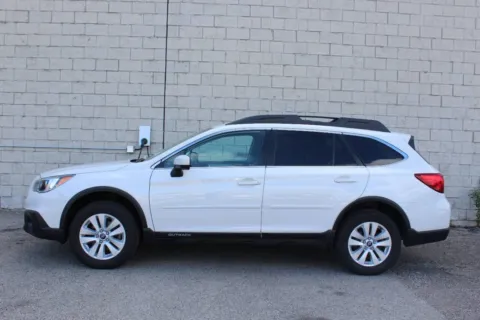 Photos of 2017 Subaru Outback Premium for sale in Elgin, IL at Your Choice Autos - Elgin