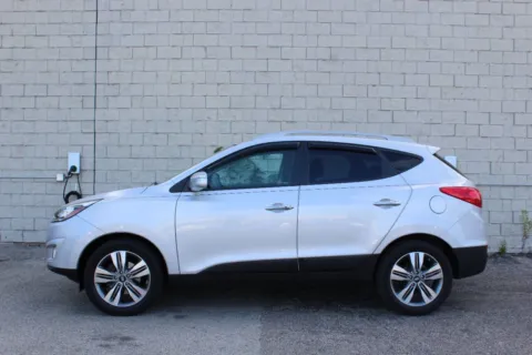 Photos of 2014 Hyundai Tucson Limited for sale in Elgin, IL at Your Choice Autos - Elgin