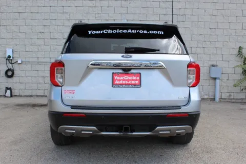 More photos of 2020 Ford Explorer XLT at Your Choice Autos - Elgin, IL