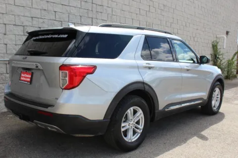 More photos of 2020 Ford Explorer XLT at Your Choice Autos - Elgin, IL