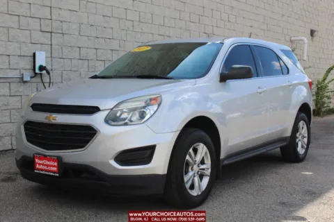 Silver 2017 Chevrolet Equinox LS for sale in Elgin, IL