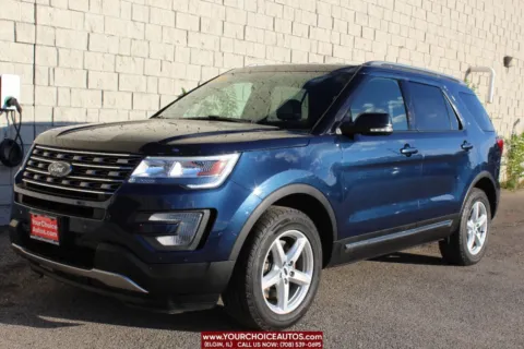 Blue 2017 Ford Explorer XLT for sale in Elgin, IL