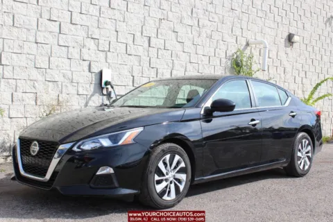 Black 2019 Nissan Altima 2.5 S for sale in Elgin, IL