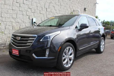 Gray 2017 Cadillac XT5 Luxury AWD for sale in Elgin, IL