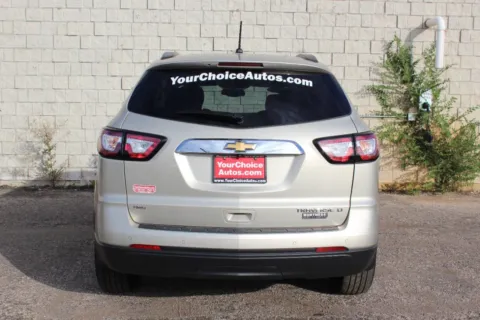 More photos of 2015 Chevrolet Traverse LT at Your Choice Autos - Elgin, IL