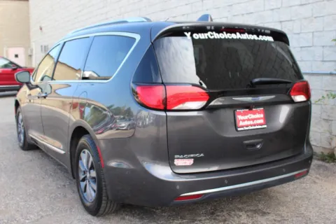 Another view of 2019 Chrysler Pacifica Touring L Plus for sale in Elgin, IL at Your Choice Autos - Elgin