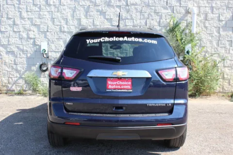 More photos of 2015 Chevrolet Traverse LS at Your Choice Autos - Elgin, IL