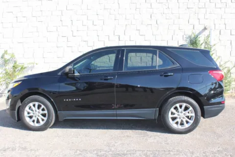 Photos of 2019 Chevrolet Equinox LS for sale in Elgin, IL at Your Choice Autos - Elgin