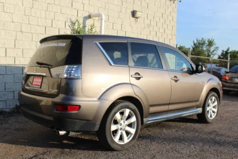 More photos of 2011 Mitsubishi Outlander GT at Your Choice Autos - Elgin, IL