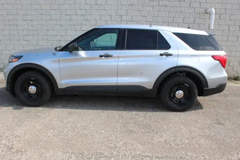 Photos of 2020 Ford Police Interceptor Utility AWD 4dr SUV for sale in Elgin, IL at Your Choice Autos - Elgin