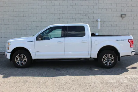 Photos of 2017 Ford F-150 XLT for sale in Elgin, IL at Your Choice Autos - Elgin