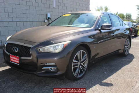 Brown 2014 INFINITI Q50 Premium for sale in Elgin, IL