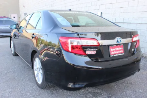 Another view of 2013 Toyota Camry Hybrid XLE 4dr Sedan for sale in Elgin, IL at Your Choice Autos - Elgin