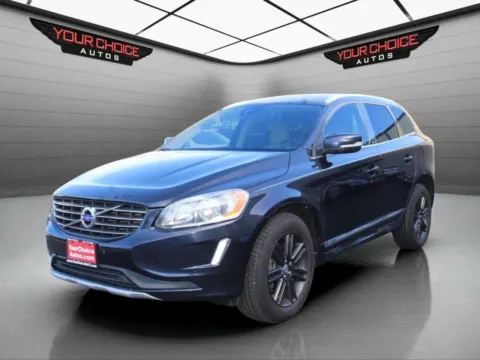 Gray 2016 Volvo XC60 T6 for sale in Elgin, IL