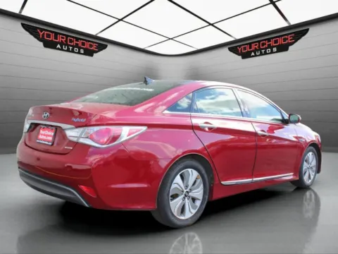 More photos of 2015 Hyundai Sonata Hybrid Limited at Your Choice Autos - Elgin, IL