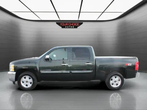 Photos of 2013 Chevrolet Silverado 1500 LT for sale in Elgin, IL at Your Choice Autos - Elgin