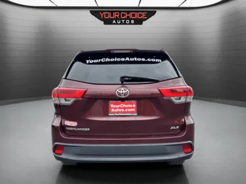 More photos of 2019 Toyota Highlander XLE 4dr SUV at Your Choice Autos - Elgin, IL
