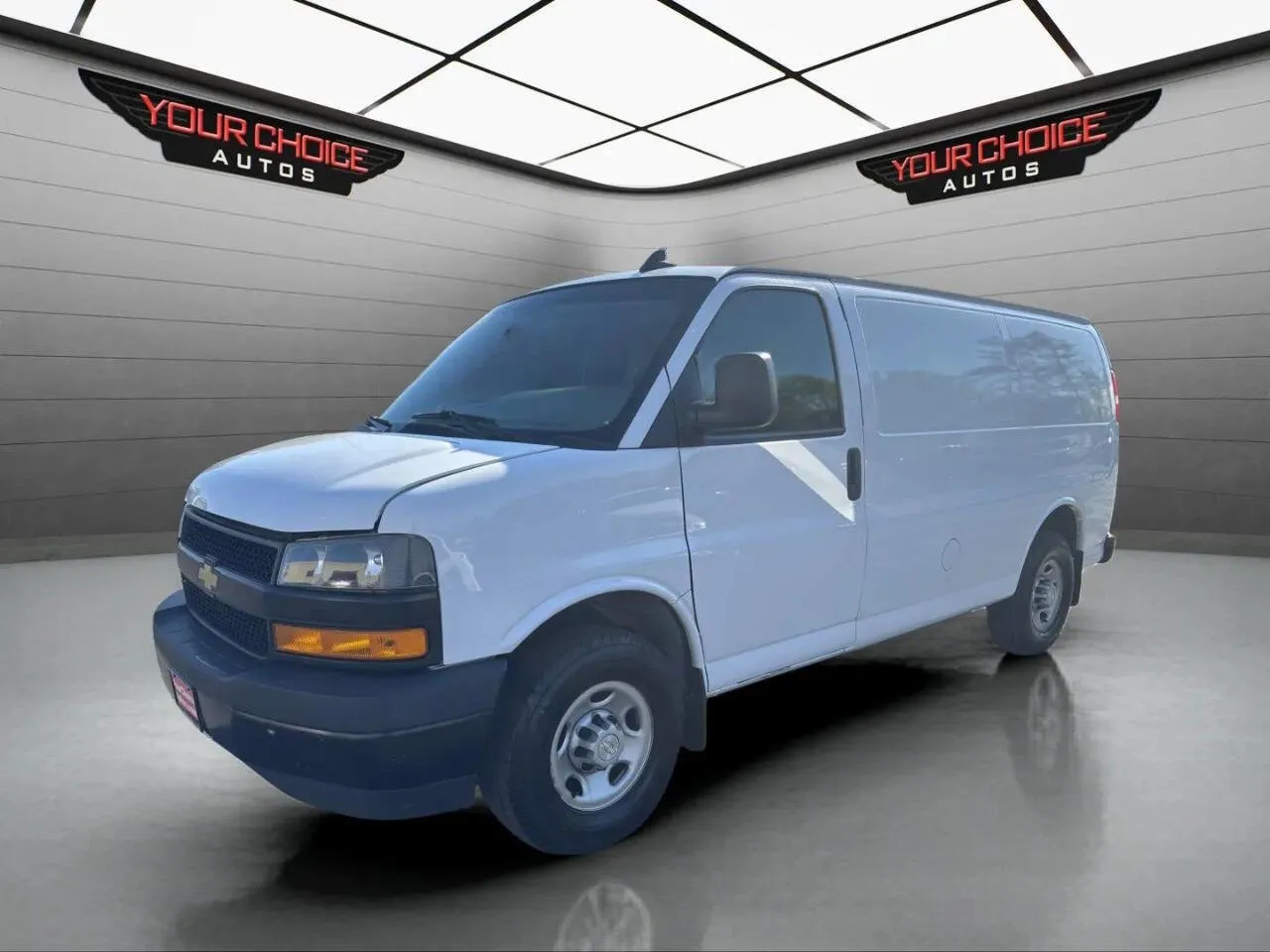 White 2021 Chevrolet Express Cargo Van 2500 3dr Cargo Van for sale in Elgin, IL
