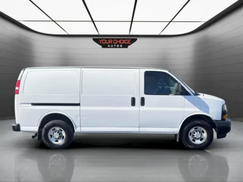 More photos of 2021 Chevrolet Express Cargo Van 2500 3dr Cargo Van at Your Choice Autos - Elgin, IL