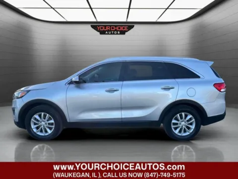 Photos of 2016 Kia Sorento LX for sale in Waukegan, IL at Your Choice Autos - Waukegan