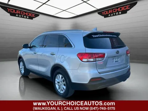 Another view of 2016 Kia Sorento LX for sale in Waukegan, IL at Your Choice Autos - Waukegan